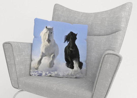 Koristetyynyliina HORSES 40x40 cm