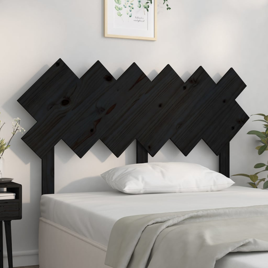 vidaXL Sängynpääty musta 132x3x81 cm täysi mänty