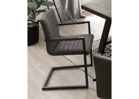 Tuolit Sit, 2 kpl